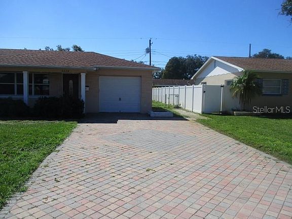 3rd image of 6224 28th Ave N