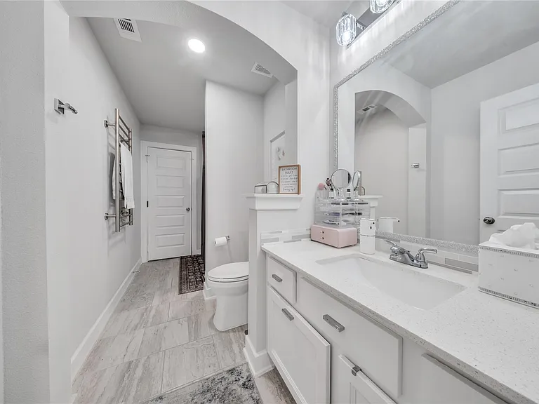 8826 Forest Side Dr — Photo 26