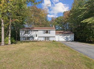 38 Goldeneye Dr, Topsham, ME 04086