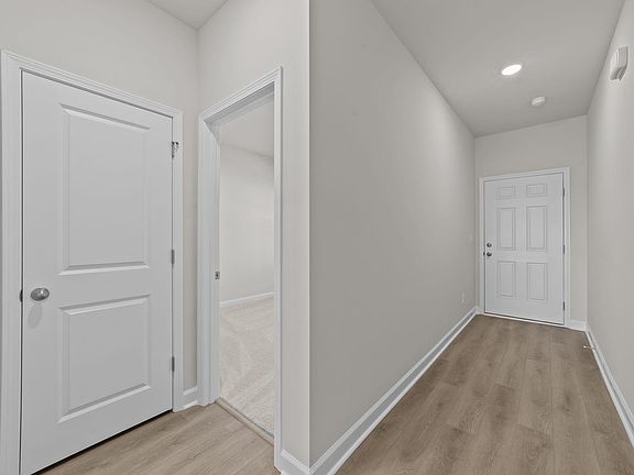 3rd image of 725 Ebb Tide Rd. #84