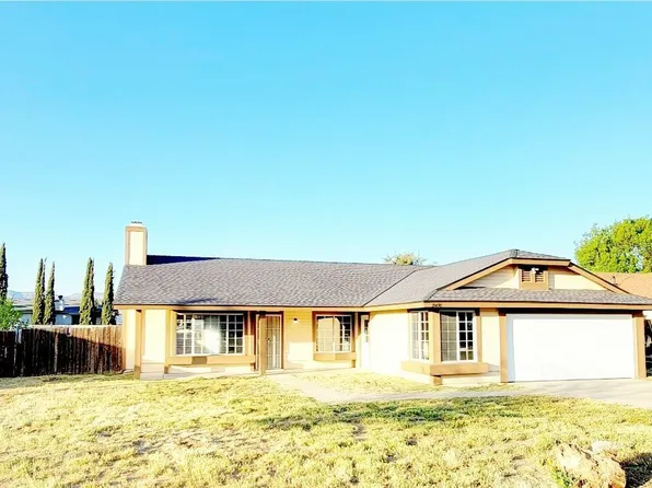 21430 Santa Maria Dr, Tehachapi, CA 93561