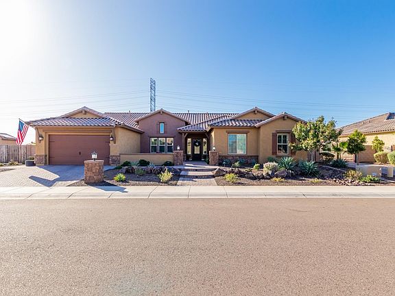 3rd image of 8025 W Chama Dr