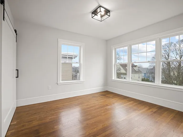 49 Milwood St #1 — Photo 14