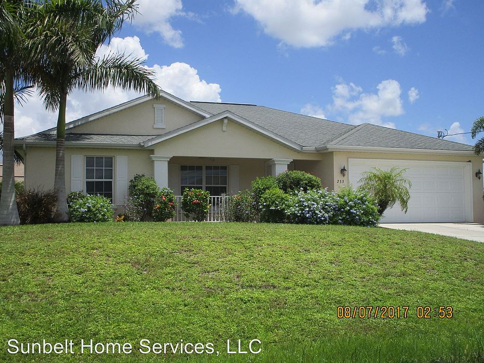 1st image of 233 NW 15th Pl
