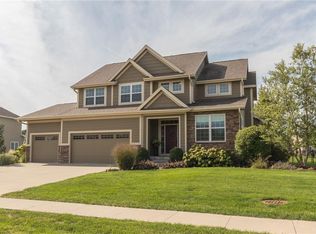 1640 SE Bell Dr, Waukee, IA 50263