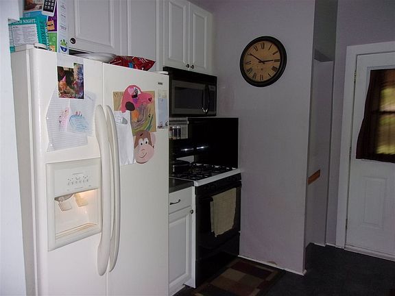 3rd image of 1020 N 2nd St