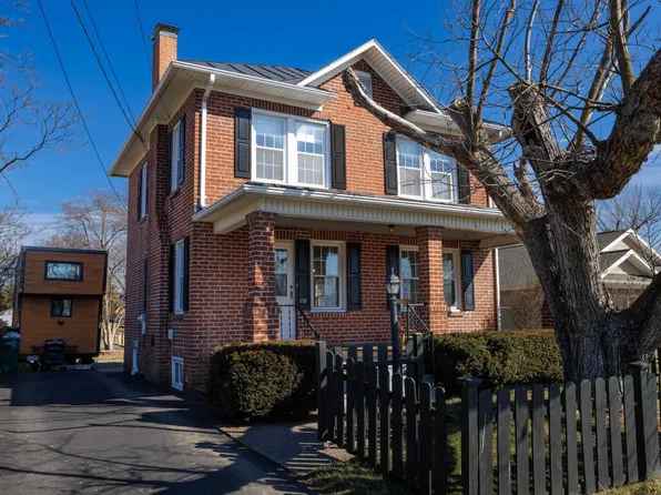 570 Mason St, Dayton, VA 22821