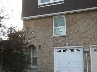 621 Rathburn Rd #48, Toronto, ON M9C3T5