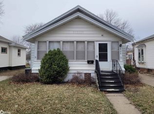 230 1/2 Myrtle St, Creston, IA 50801