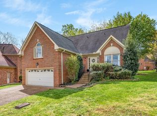 504 S Lakeridge Pl, Nashville, TN 37214