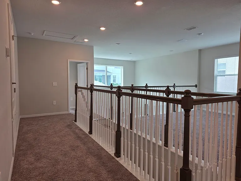 2865 High Pointe St — Photo 27