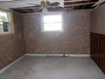 3rd image of 518 Maplecrest Dr