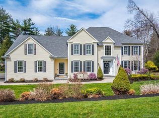 29 Holcomb Hill Rd, West Granby, CT 06090