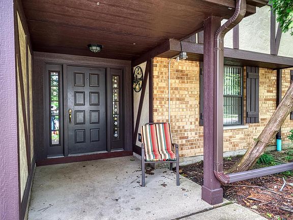 2nd image of 504 Elizabeth Dr #18-B