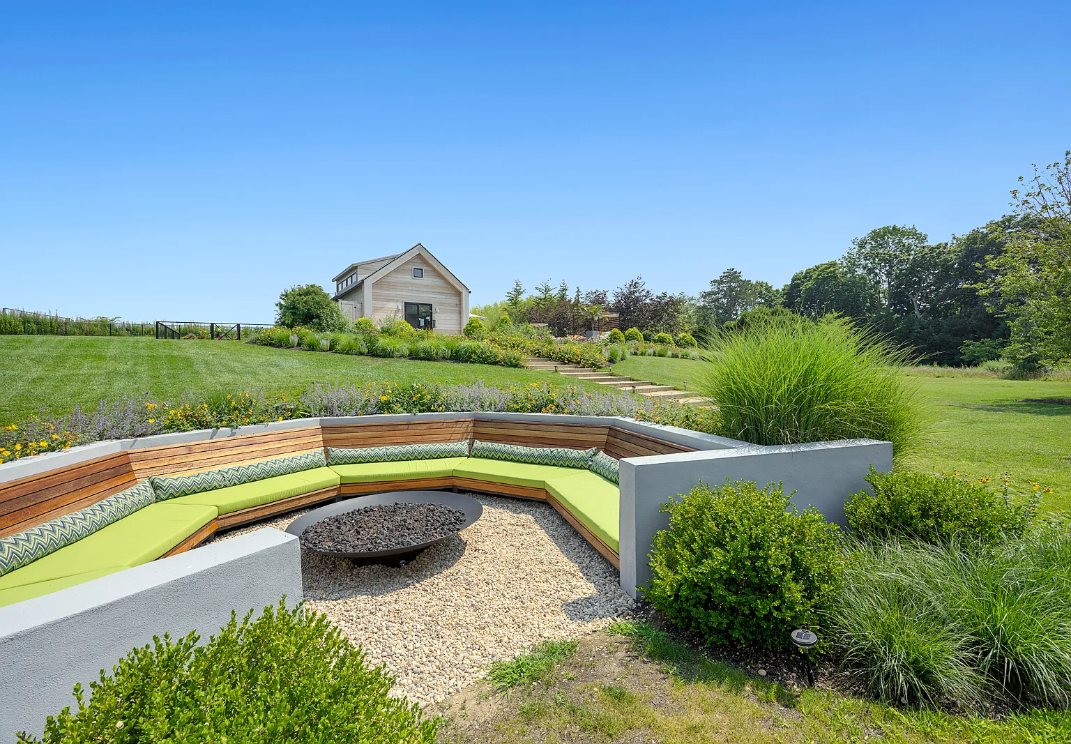 Stunner in Sagaponack — Photo 4