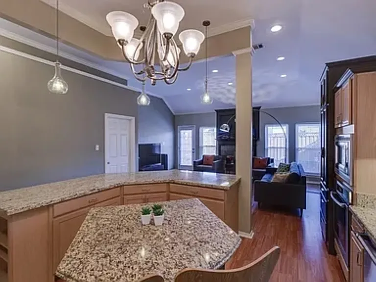 4035 Briarbend Rd — Photo 13