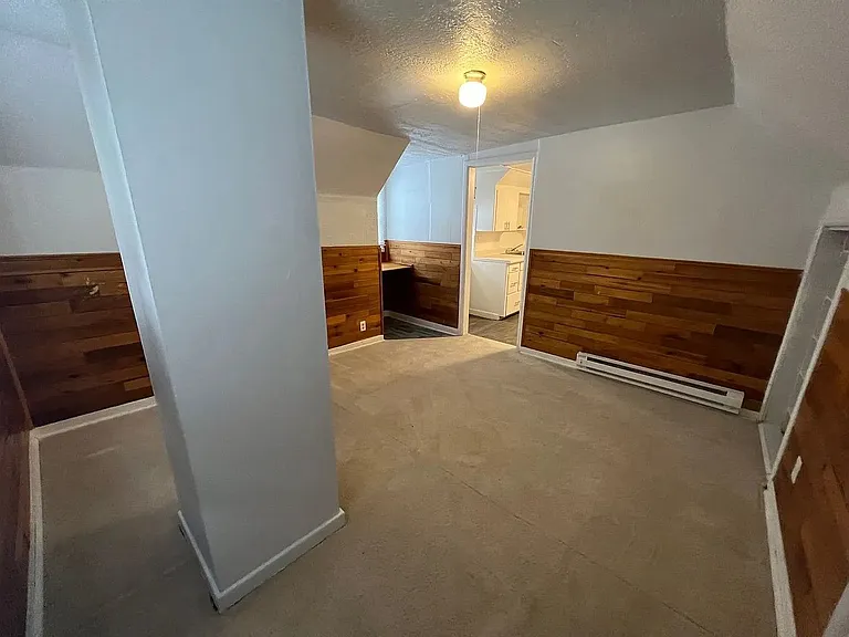 3810 N Lidgerwood St — Photo 5