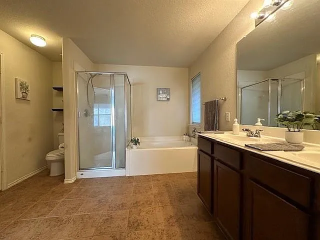 10426 Whisper Bluff Dr — Photo 10