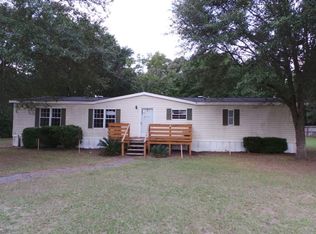 6885 Wallace Dr, Pace, FL 32571