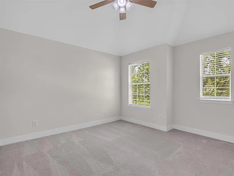22002 Madera Canyon Ct — Photo 32