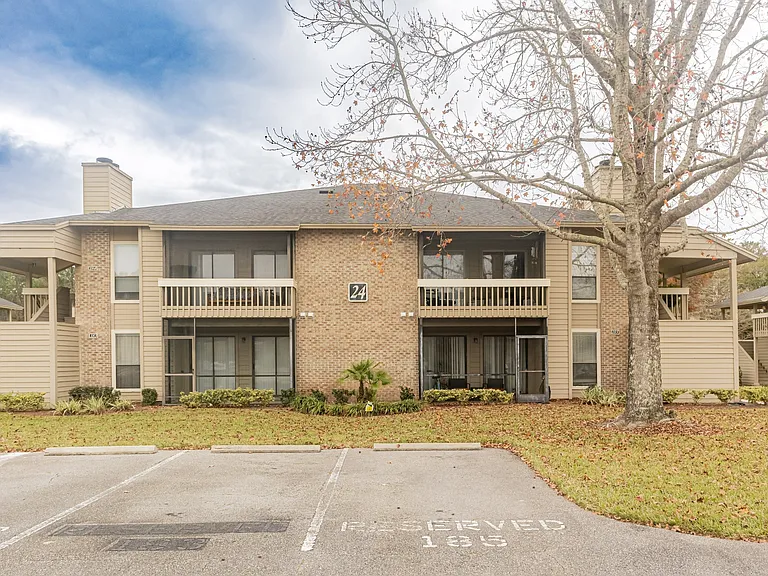 10200 Belle Rive Blvd #1-190 — Photo 1