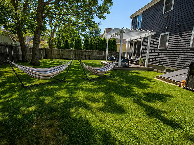 44 Basswood Dr — Photo 2