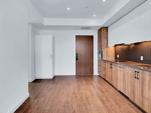 2nd image of 741 King St W #401