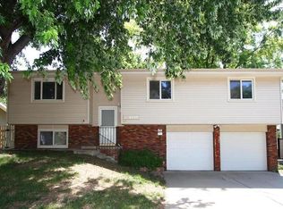 6110 S 43rd St, Lincoln, NE 68516
