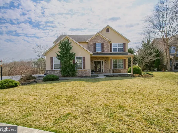 2005 Laura Ln, Harrisburg, PA 17110