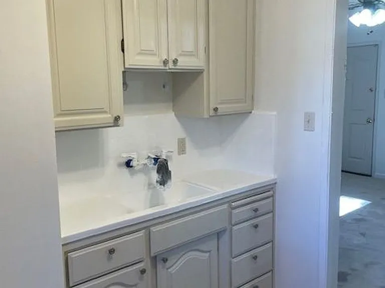 515 N San Pedro Street — Photo 8