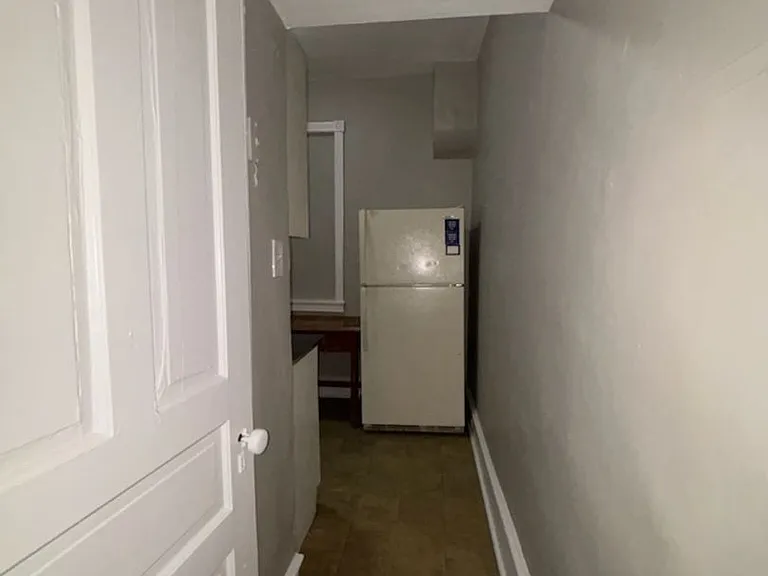 3258 Frankford Avenue — Photo 5