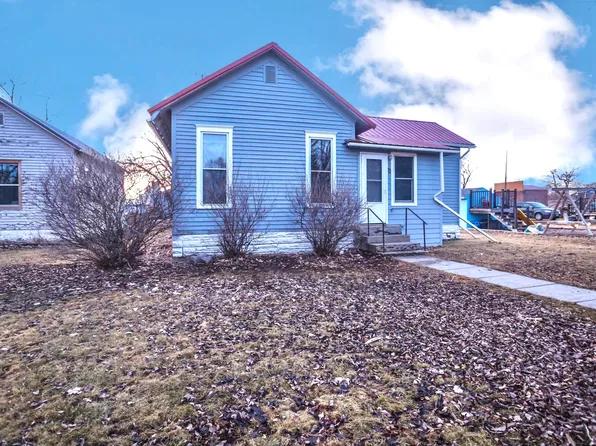 22 N 4th St, Garden City, SD 57445