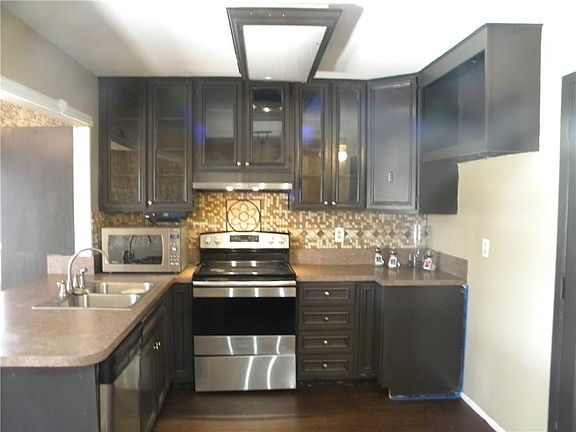 4th image of 1521 Heritage Dr