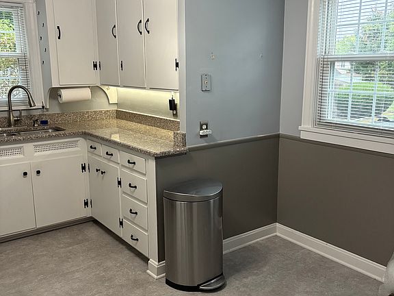 2nd image of 56 Edgewater Dr
