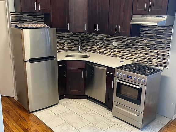 2nd image of 234 E 106th St #3CC