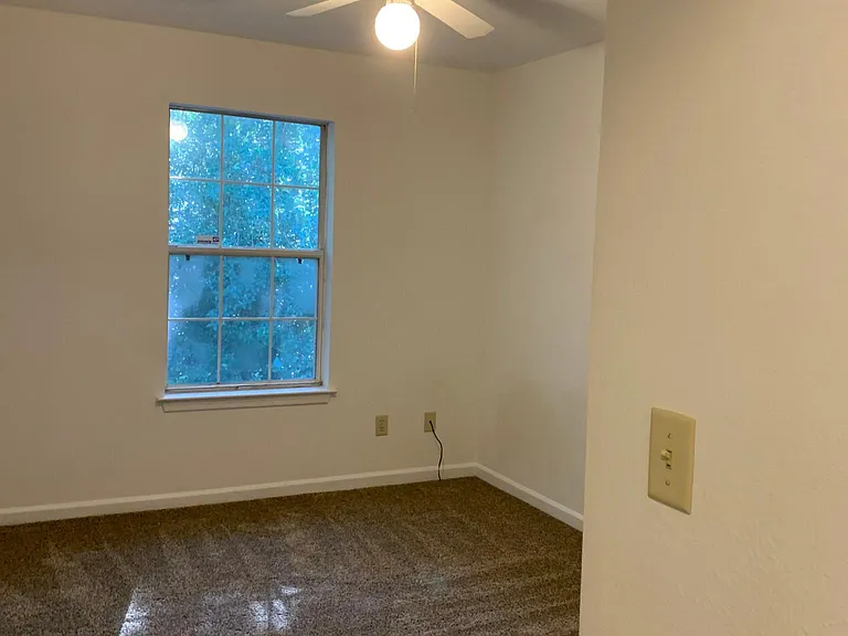 2175 Timberwood Cir S — Photo 12