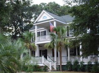 1 Long Pond Dr N, Beaufort, SC 29907