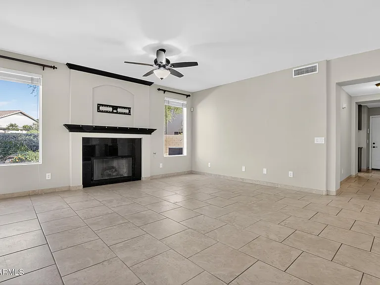 4302 E Mossman Rd — Photo 13