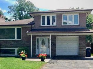 5 Wycliffe Cres, Toronto, ON M2K 1V5