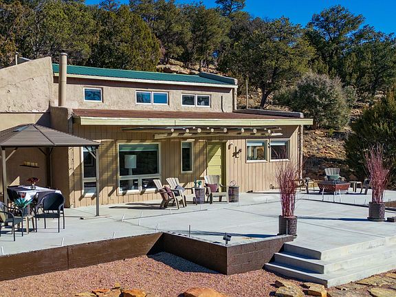 4th image of 34 Canyon Rd