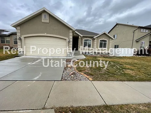 3347 E Kennekuk Ln Photo 1
