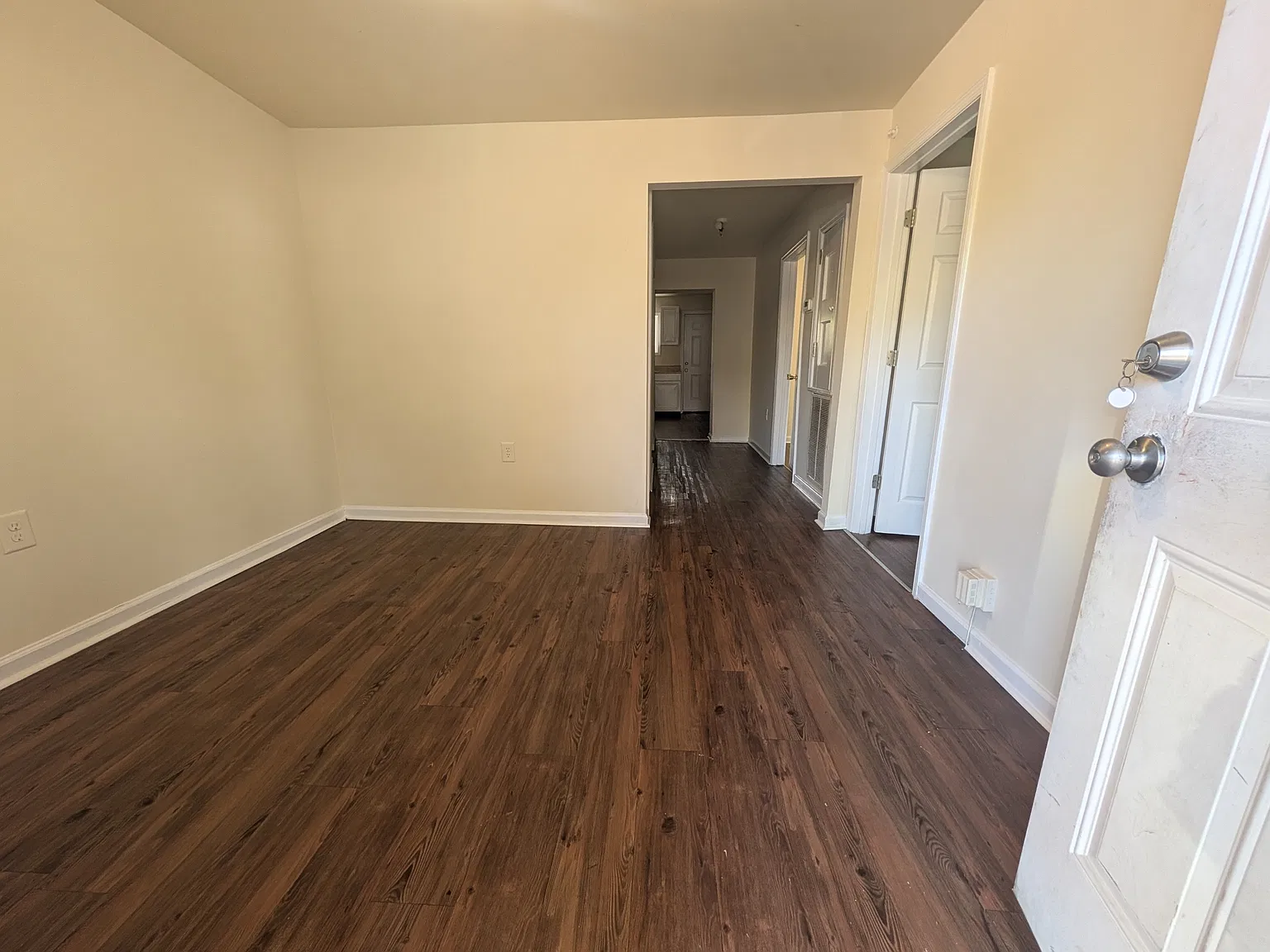 609 West 9th Street - 609 — Photo 3