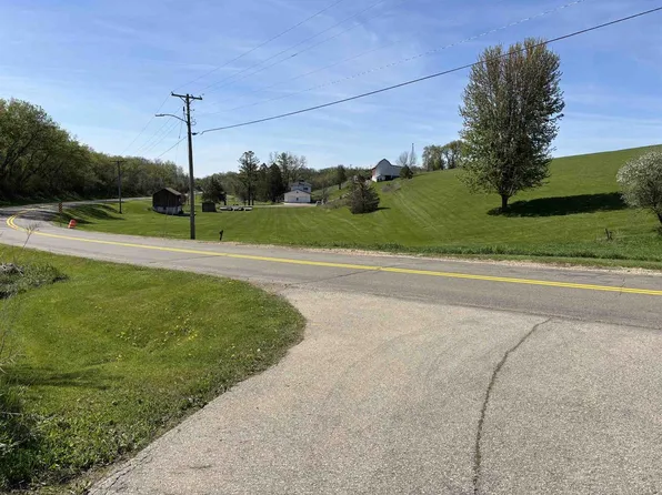 105-116 Pine Ridge Court #105-116, Barneveld, WI 53507