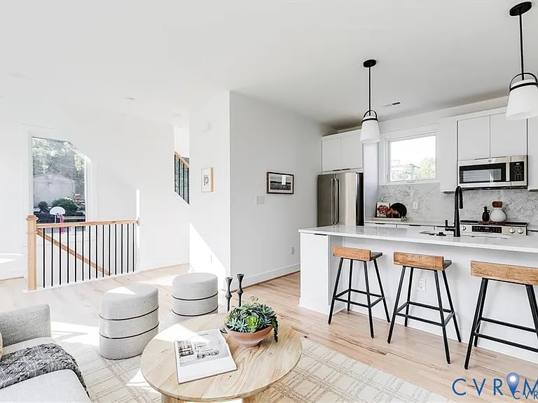220 N 20th St #1 — Photo 19