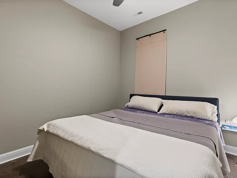 438 Selden St #302 — Photo 22