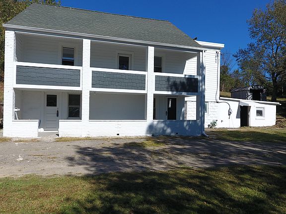 3rd image of 110 Monasedo Dr