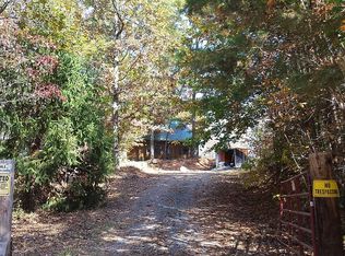 30 Robins Rdg, Blue Ridge, GA 30513