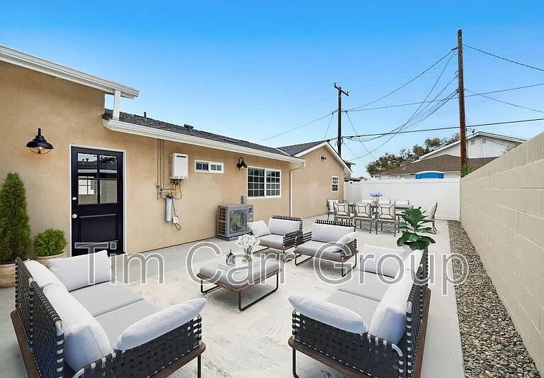 1801 Clay St — Photo 13
