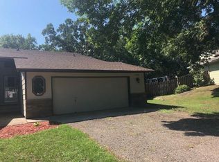 12086 Butternut St NW, Coon Rapids, MN 55448