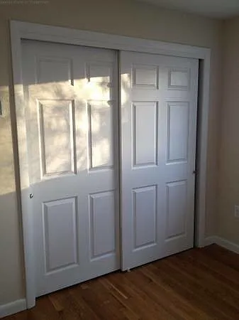 2 bed, 900 sqft, $2,400 — Photo 3